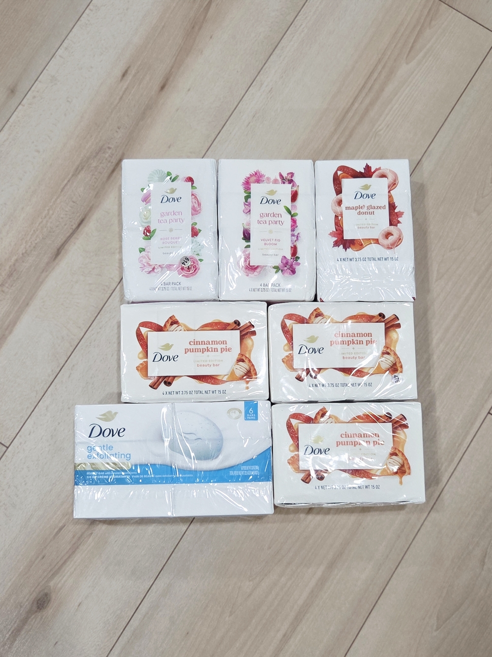 Dove Bar Soap Bundle - Floral & Cinnamon Pumpkin Pie Scents (30 bars)